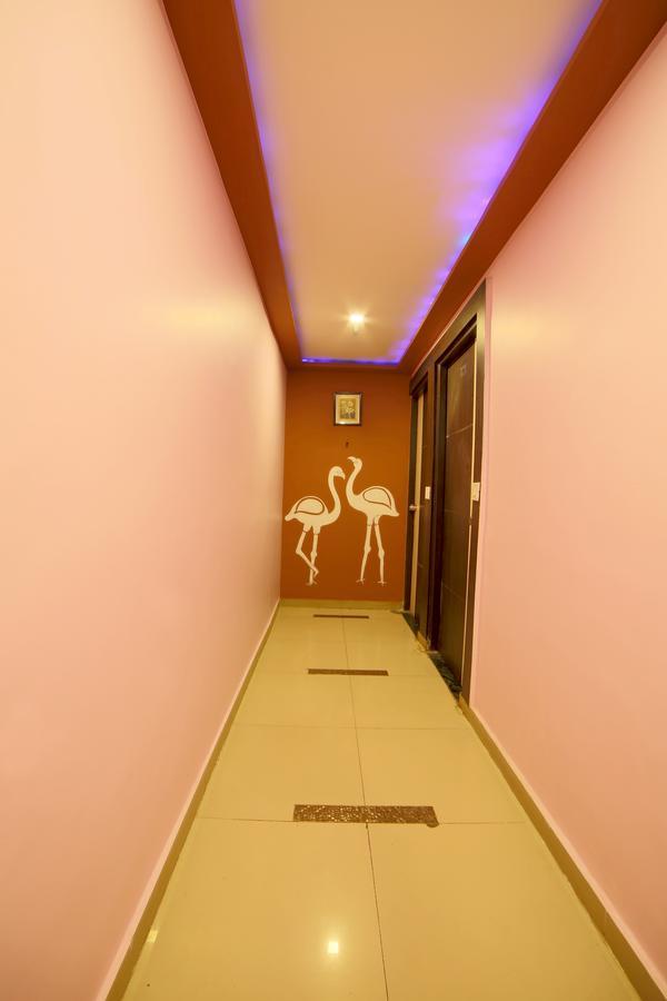 Hotel Avion Inn Ahmedabad Exterior foto